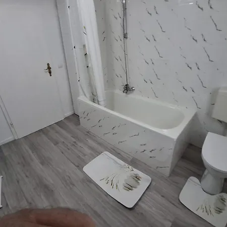 Waldtherme Relaxen, Wandern, Radfahren Daire Waldbrunn (Baden-Wurttemberg)