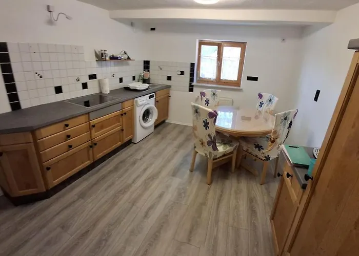 Waldtherme Relaxen, Wandern, Radfahren * Waldbrunn (Baden-Wurttemberg)